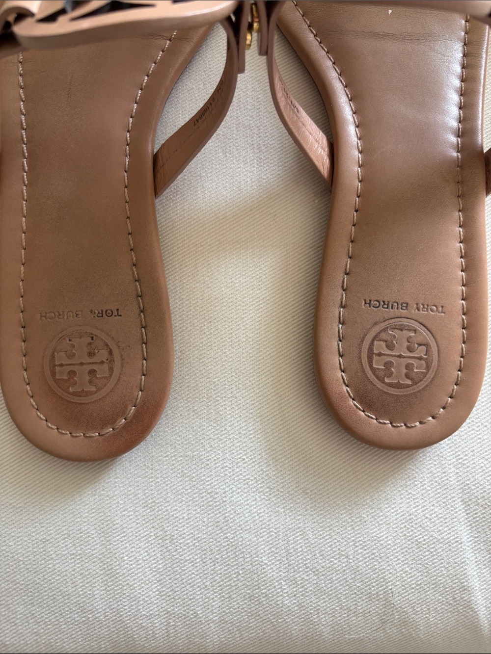 Tory Burch Nude/Camel Miller Logo Thong Sandals - Picture 5 of 5
